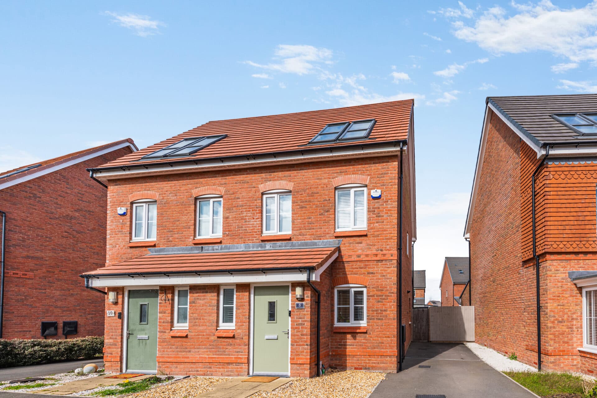 Kenneth Cross Way, Sealand, CH5