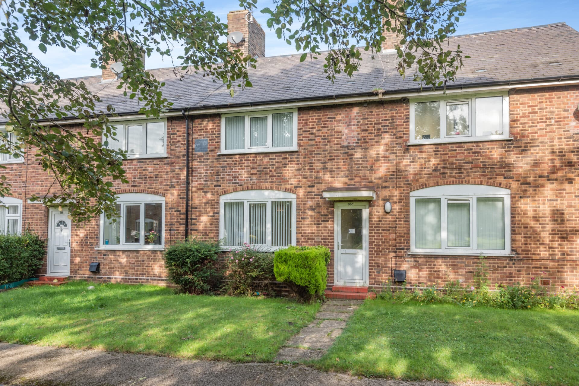 Green Lane, Sealand, CH5