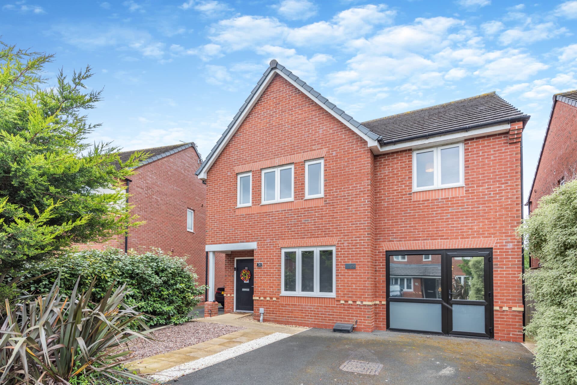 Beeby Way, Broughton, CH4