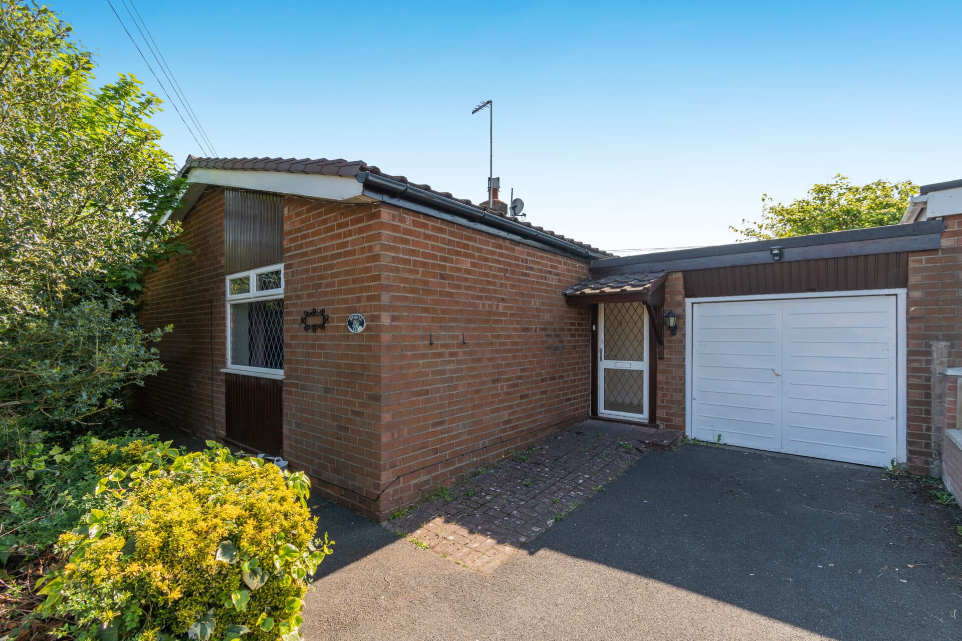 Wood Lane, Hawarden, CH5