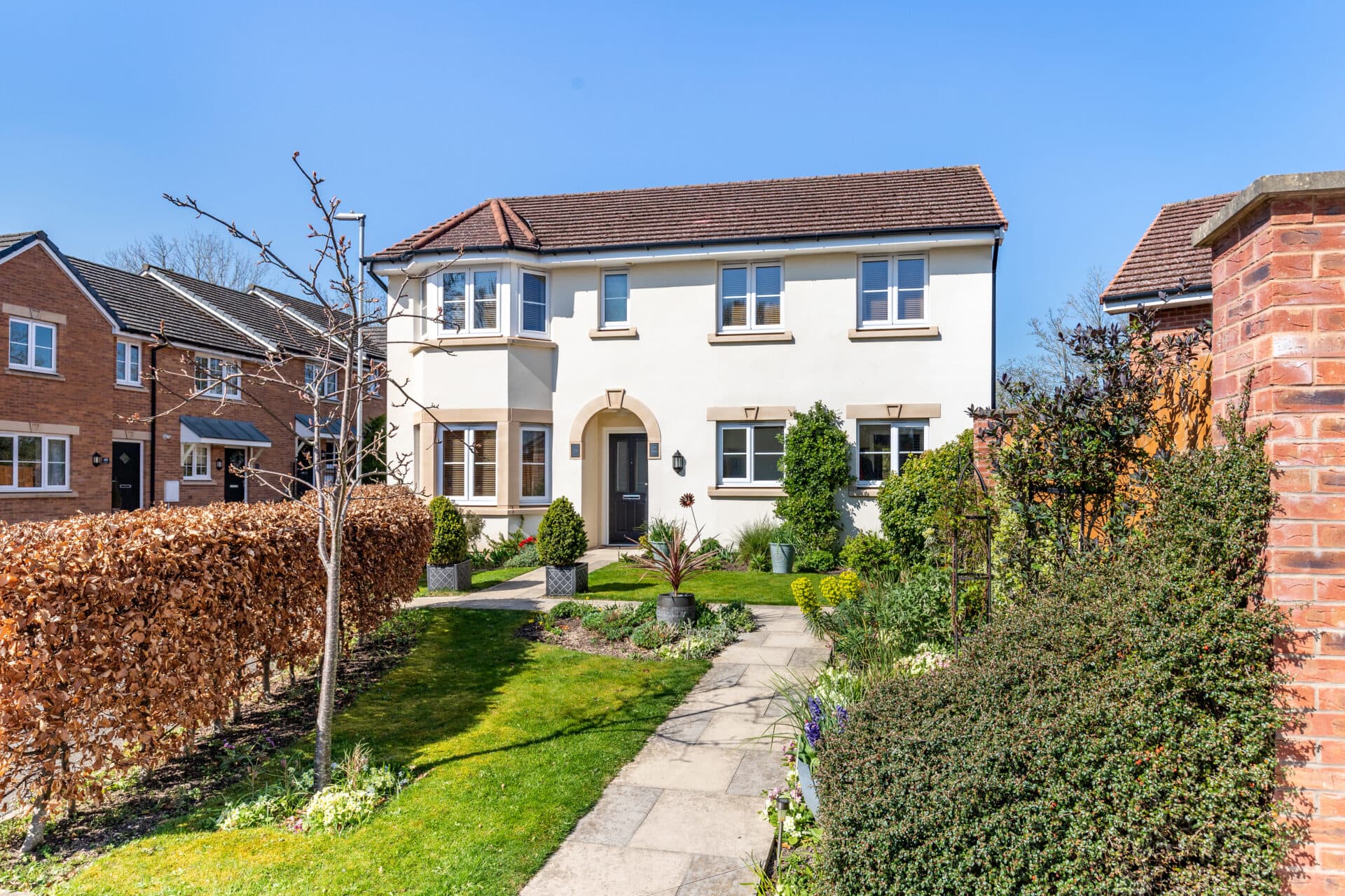 Llys Ambrose, Mold, CH7