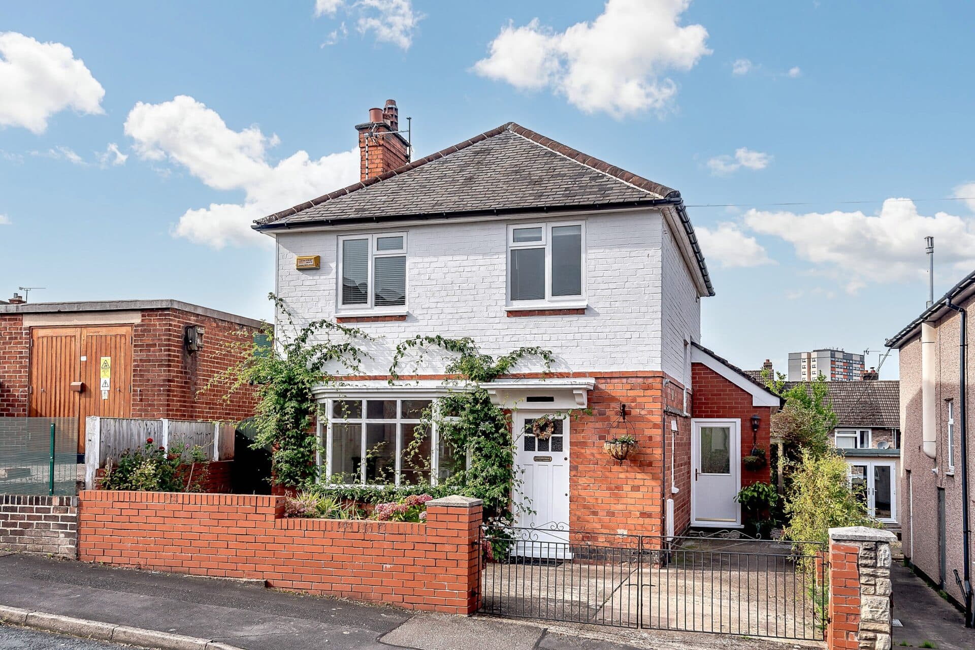 Park Avenue, Flint, CH6