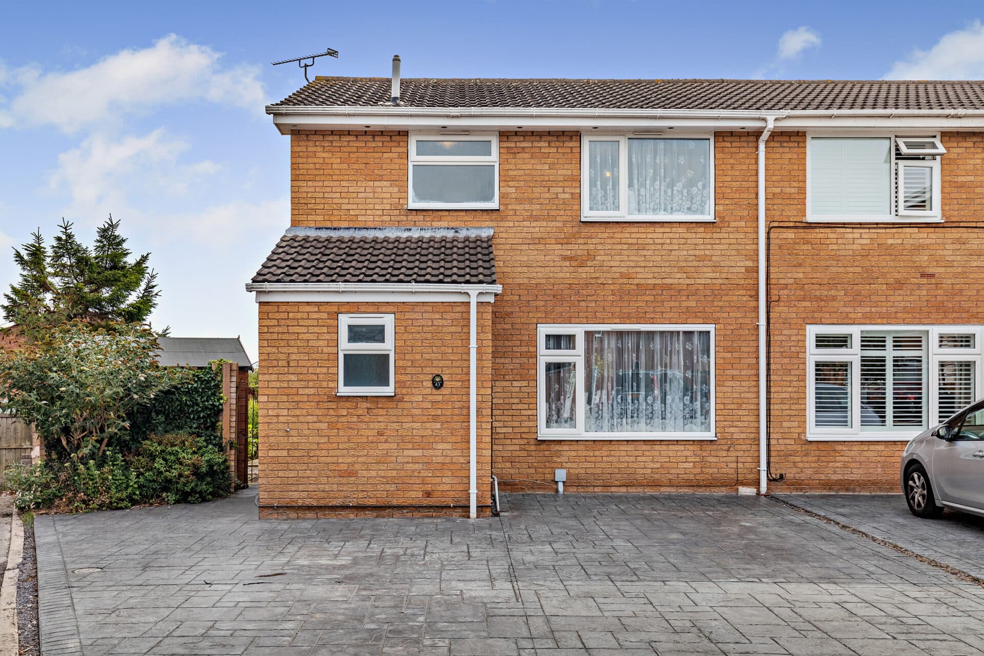Bretton Drive, Broughton, CH4