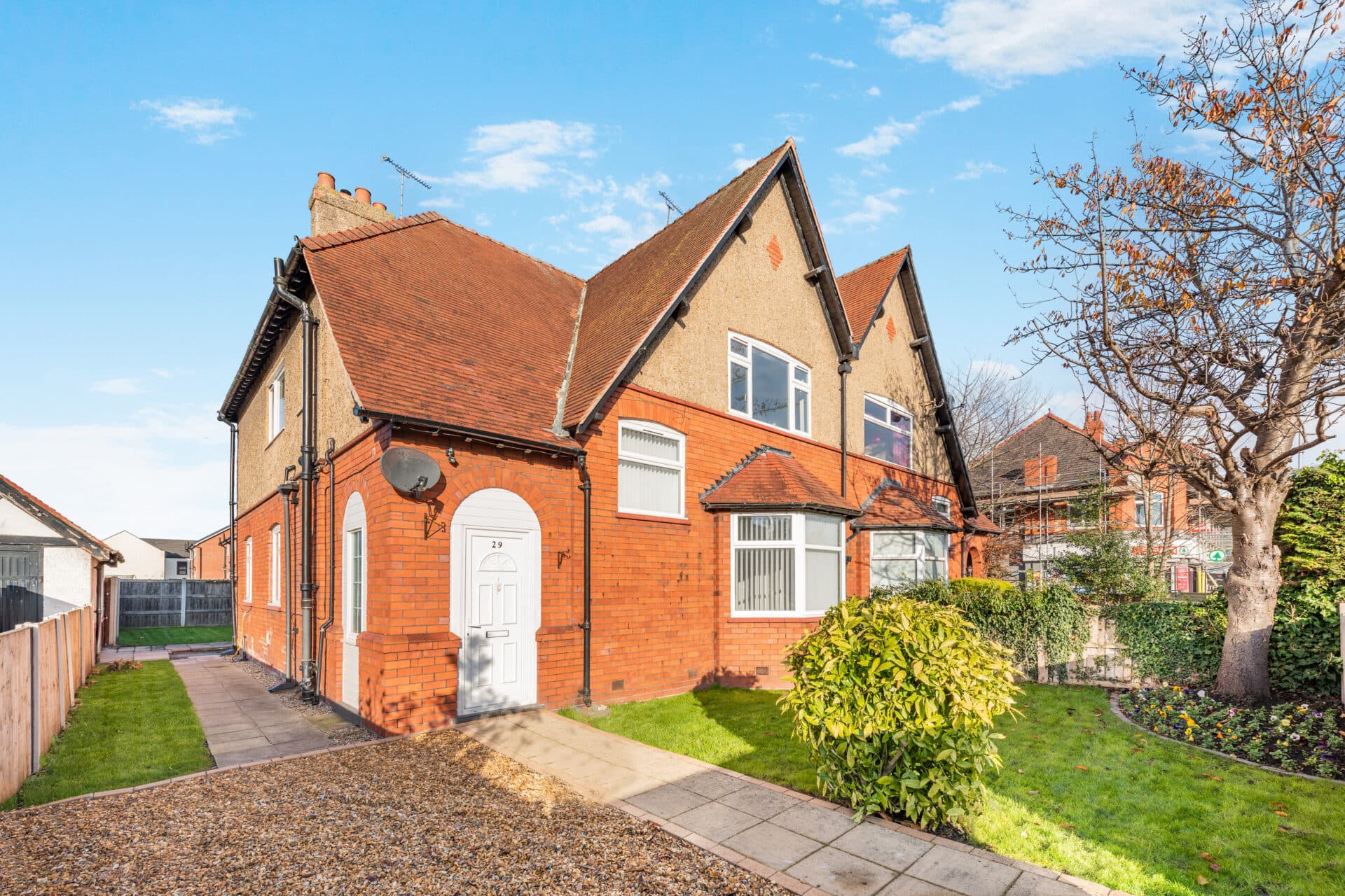 Welsh Road, Garden City, CH5