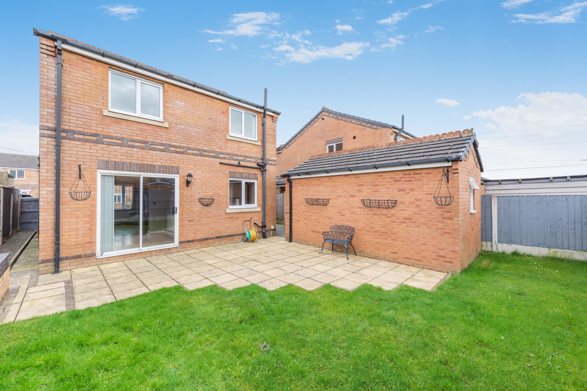 Maple Grove, Buckley, CH7