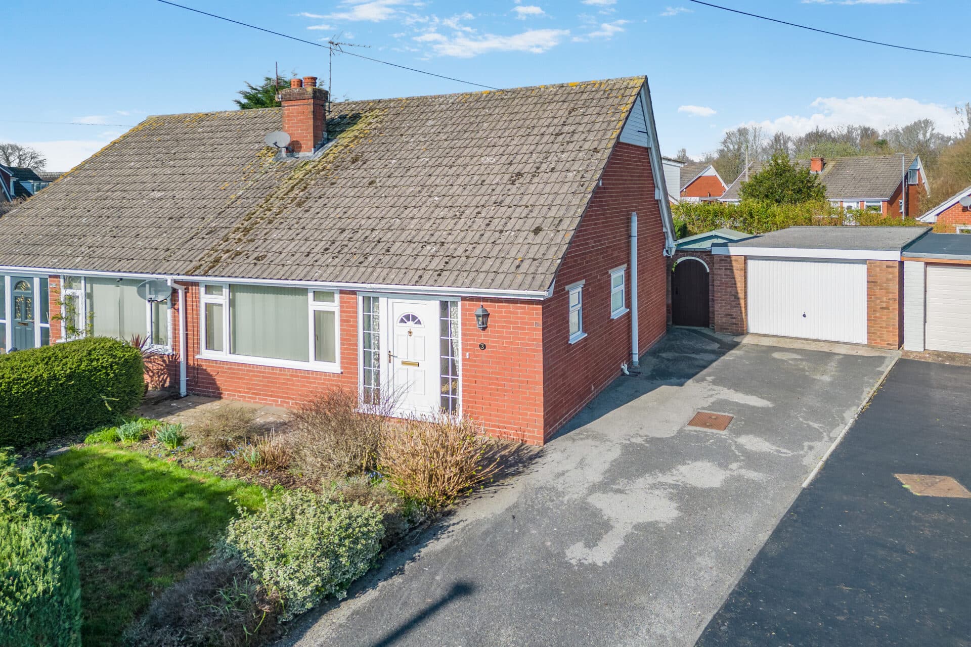 Hawker Close, Broughton, CH4