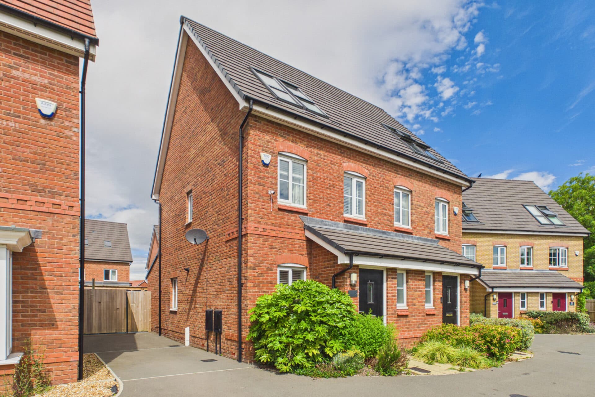Wellington Court, Sealand, CH5