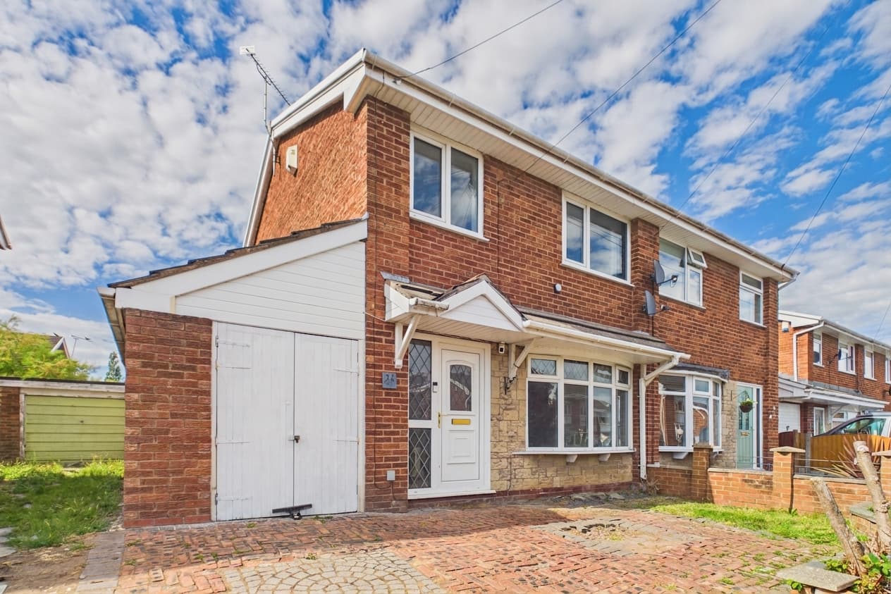 Willow Way, Broughton, CH4
