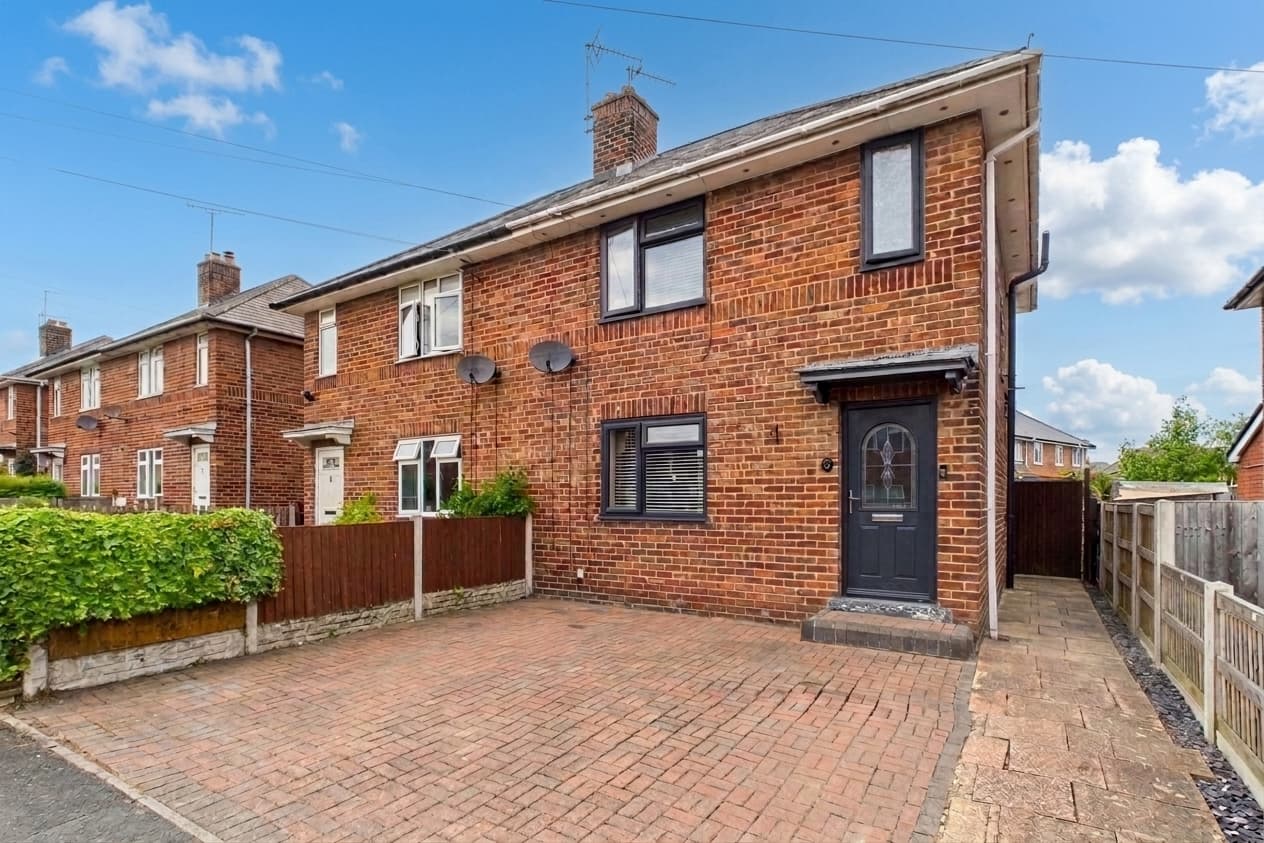 Warren Drive, Broughton, CH4